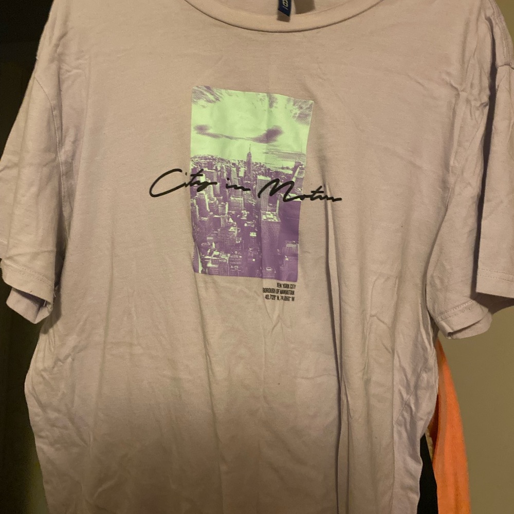 H&M T shirt